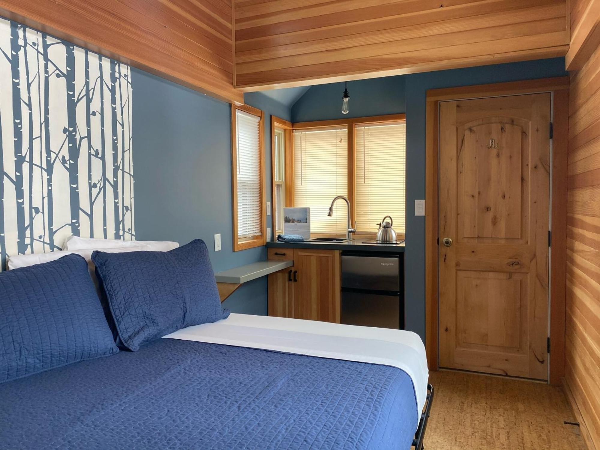 Weecasa Tiny Home Resort Лайонс Номер фото
