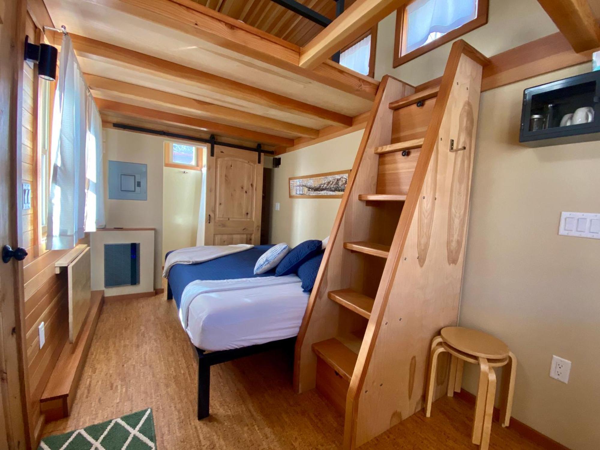 Weecasa Tiny Home Resort Лайонс Номер фото