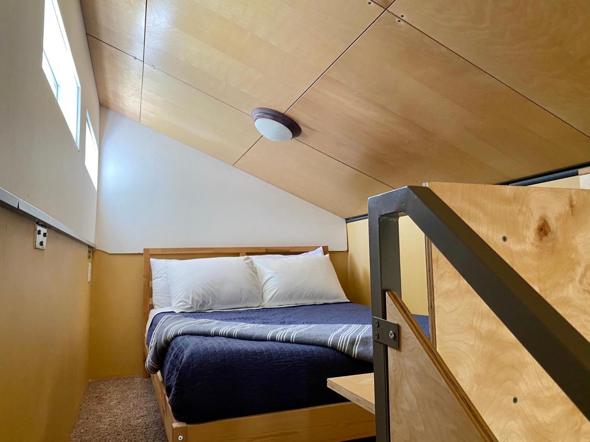 Weecasa Tiny Home Resort Лайонс Номер фото